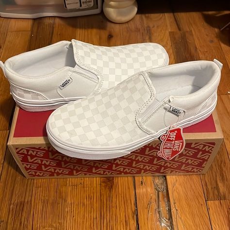 Vans Asher White Checkerboard Slip On Sneakers Check Vans, White Checkered Vans, Checkerboard Vans, Vans Checkered, Sneakers Kids, Checkered Vans, Vans Checkerboard, Vans White, Laptop Macbook