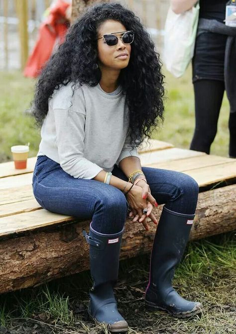 . Kelis Hair, Hunter Boots Outfit, Festival Mode, Natural Hair Inspiration, Hair Crush, Festival Looks, Curly Girl, Afro Hairstyles, Big Hair