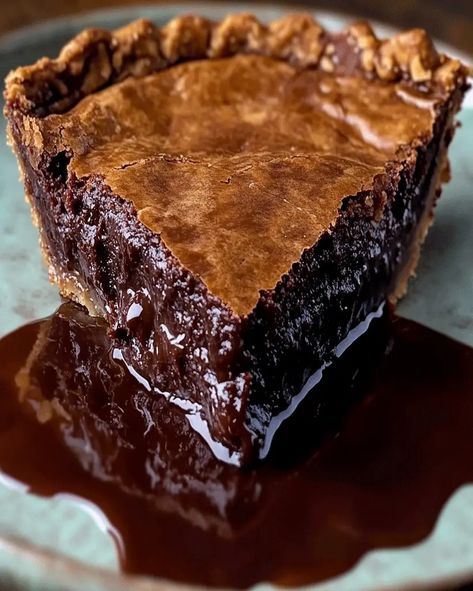 Hot Fudge Pie Recipe – Gooey Chocolate Dessert Treat - optimal recipes Hot Fudge Recipe, Fudge Pie Recipe, Hot Fudge Pie, Homemade Hot Fudge, Dessert Pie Recipes, Lime Pie Recipe, Fudge Pie, Decadent Chocolate Desserts, Easy To Bake