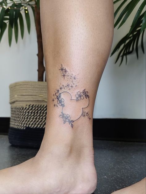 Tattoos Thigh Unique, Minimal Disney Tattoo Ideas, Mum And Daughter Tattoo Disney, Elegant Disney Tattoo, Abstract Disney Tattoo, Disney Shoulder Tattoos For Women, Disney Ankle Tattoos For Women, Disney Tattoo For Women, Delicate Disney Tattoo