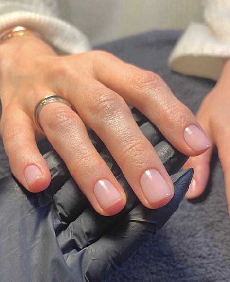 Natural Looking Nails Short, Super Short Gel Nails Natural, Natural Nails Manicure, Natural Gel Nails, Natural Manicure, Mens Nails, Milky Nails, Simple Gel Nails, Casual Nails