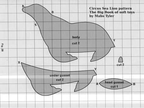 Celine recently sewed this adorable circus sea lion. Here is the pattern. To print, click on the picture, then chose ... Seal Pattern Sewing, Seal Sewing Pattern, Stuffie Pattern, Seal Pattern, Animal Head Decor, Lion Stuffed Animal, Diy Plush Toys, Lion Pattern, Felt Crafts Patterns