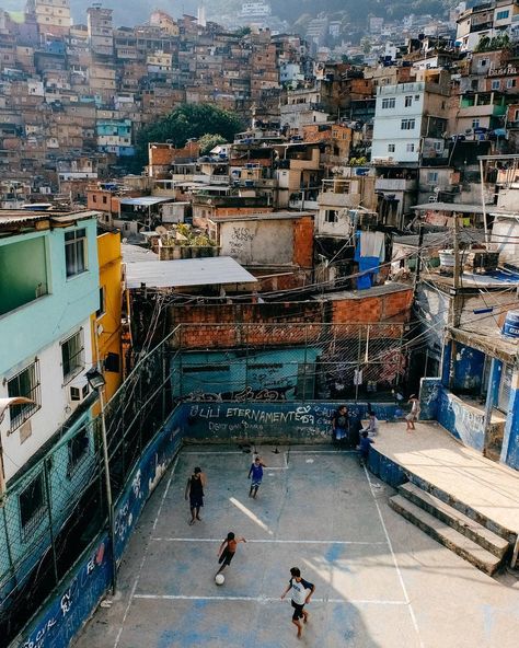 Rocinha Brazil Life, Street Football, Street Soccer, Visit Brazil, Mixed Media Portrait, Copacabana Beach, Football Is Life, Cyberpunk City, City Aesthetic