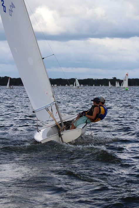 Lake Sailing Aesthetic, Learn To Sail, Lake Sailing, Dinghy Sailboat, Sailing Aesthetic, How To Sail, Sailing Life, Sailing Lessons, Sail Life