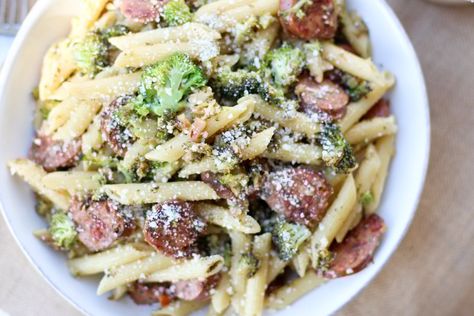 4 Recipes with Trader Joe's Chicken Sausage - Lake Shore Lady | Chicken Sausage and Broccoli Pasta Chicken Sausage And Broccoli, Sausage And Broccoli Pasta, Sausage And Broccoli, Chicken Sausage Recipes, Broccoli Pasta Recipe, Quinoa Pasta, Pre Cooked Chicken, Broccoli Pasta, Pasta Ingredients