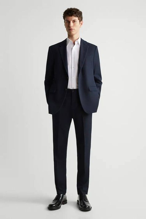 2024 Mens Fashion, Winter Outfits For Men, Semi Formal Outfit, Stylish Mens Suits, Black Suit Men, Blue Suit Men, Formal Men Outfit, Classy Suits, 2024 Fashion Trends