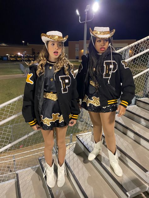 Drill Team Aesthetic, Drill Team Uniforms, Team Aesthetic, Drill Team Pictures, Dance Team Uniforms, Dancer Aesthetic, Cheer Aesthetic, Step Ideas, Folk Culture