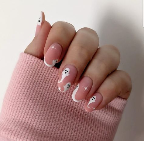 Ghost Nails, Maroon Nails, Makeup Nails Art, Polish Ideas, Seasonal Nails, French Acrylic Nails, Short Nail, Nails For Kids, Kawaii Nails