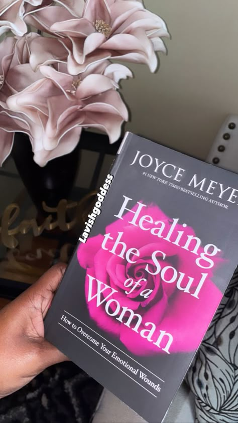 Joyce Meyer is an amazing writer. If you are on a “Healing Journey” like myself, this is a MUST read. Healing Books Spiritual, Self Improvement Books Women, Spiritual Books To Read, Christian Books To Read, Christian Women Books, Joyce Meyer Books, Christian Book Recommendations, Faith Based Books, Entrepreneurship Books