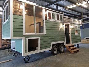 28ft Tiny House by KJE Tiny Homes For Sale 001 Tiny Home Storage Ideas, Tiny Home Storage, Home Storage Ideas, Tiny House Wood Stove, Small Luxury Homes, Big Houses Interior, Rustic Tiny House, Tiny Container House, Tiny House Big Living