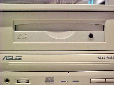 What is a Zip drive? Zip Drive, Vintage Electronics, Consumer Products, The Worst, All Time, Gadgets, Drive, Electronics