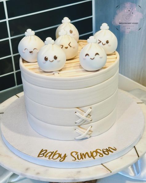 Little dumplin’ Obsessingg over this theme! Hoping this becomes a popular trend Cake drum • @cakebonofficial Food gel • @colour.mill Fondant • @wiltoncakes Everything else! • @heb . . . . . . #cake #sanantonio #sanantoniosmallbusiness #sanantoniocakes #sanantonioeats #sanantonioevents #sanantoniofood #sanantoniofoodie #sanantoniobaker #bakedsa #bakery #foodie #food #cakeoftheday #cakeofinstagram #cakeoftheweek #cakebonofficial #birthdaycake #smallbusiness #womenofsanantonio #cakecakec... Dumpling Cake Design, Dumpling Baby Shower Theme, Dumpling Cake, Dumpling Birthday, Dumpling Party, Trend Cake, San Antonio Food, Bakery Ideas, Stylish Nails Designs