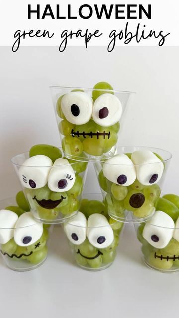 Brooke Kleven on Instagram: "Green Grape Goblins 💚😳 Before your little goblins head out for a night of toil and trouble, balance the sugar rush with a healthy snack!Normal fruits and veggies are “boring”, but when you throw some eyes on them and make them into a monster, suddenly they’re awesome. All you need is a carton of green grapes, large marshmallows, a sharpie and a small cup (the ones here are linked in my stories/highlights). SAVE to make for a Halloween party or bring to school boo Grapes Halloween Snack, Halloween Grapes Treats, Halloween Fruit Ideas For School, Veggie Halloween Snacks, Halloween Grapes, Halloween Fruit Treats, Grape Snacks, Large Marshmallows, Veggie Cups