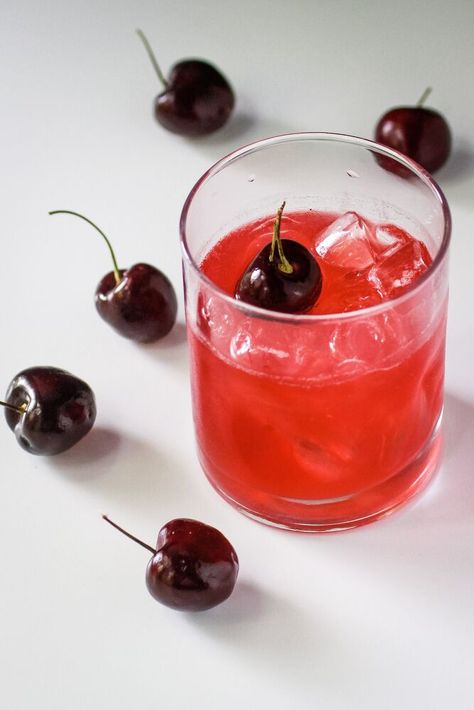 A Cherry Whiskey Sour is an easy recipe made with fresh juices, whiskey, and Cherry Simple Syrup. Share this delicious refreshing drink with friends and family at your next holiday party or at any casual happy hour gathering. WHY YOU WILL LOVE THIS WHISKEY SOUR RECIPE EASY Cherry Whiskey Sour, Cherry Simple Syrup, Homemade Sour Mix, Cherry Whiskey, Whiskey Lemonade, Vodka Sour, Whiskey Sour Recipe, Maple Whiskey, Strawberry Simple Syrup