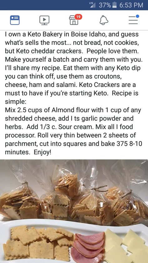 Keto cheese crackers fb Keto Travel Snacks, Keto Cheese Crackers, Keto Crackers, Low Carb Crackers, Keto Breads, Keto Cheese, Low Carb Appetizers, Keto Snack, Low Carb Eating