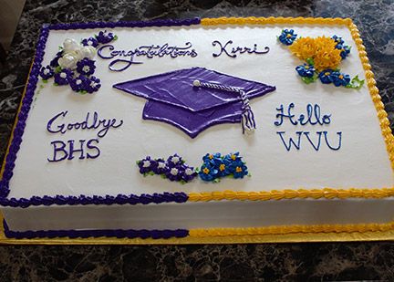 Graduation Sheet Cakes, High School Graduation Cakes, College Graduation Cakes, Graduation Cake Designs, High School Graduation Party Decorations, Graduation Party Cake, Sheet Cake Designs, Senior Graduation Party, Graduation Party High