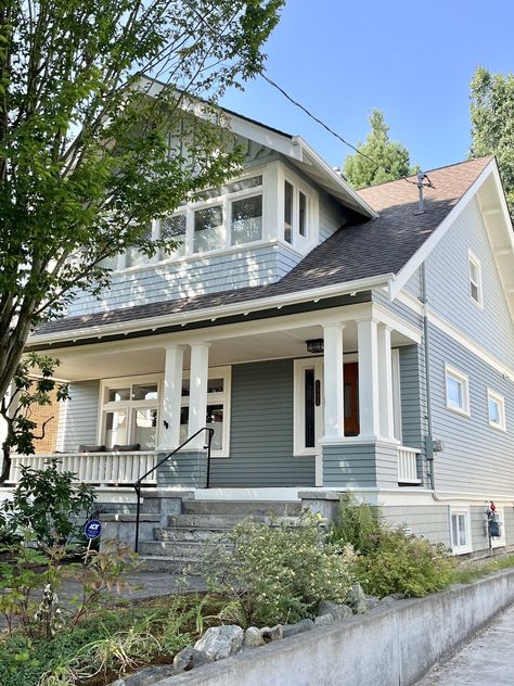 Cheerful Wallingford Craftsman - The Phinery Craftsman Balcony, Craftsman House Colors Exterior, White Craftsman Exterior, Craftsmen Exteriors, Craftsman House Colors, White Craftsman, Craftsman Porch, Antique Houses, Craftsman Remodel