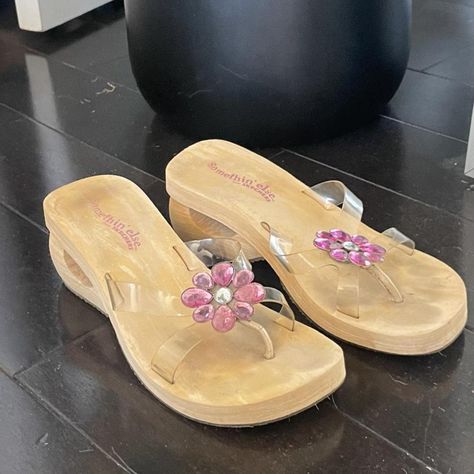 Look what I just found on Depop 🙌 https://depop.app.link/8vWnwcnfyxb Sketchers Vintage, Sketchers Sandals, Cork Material, Vintage Sandals, Something Else, Unique Vintage, The Cutest, Cork, Sandals