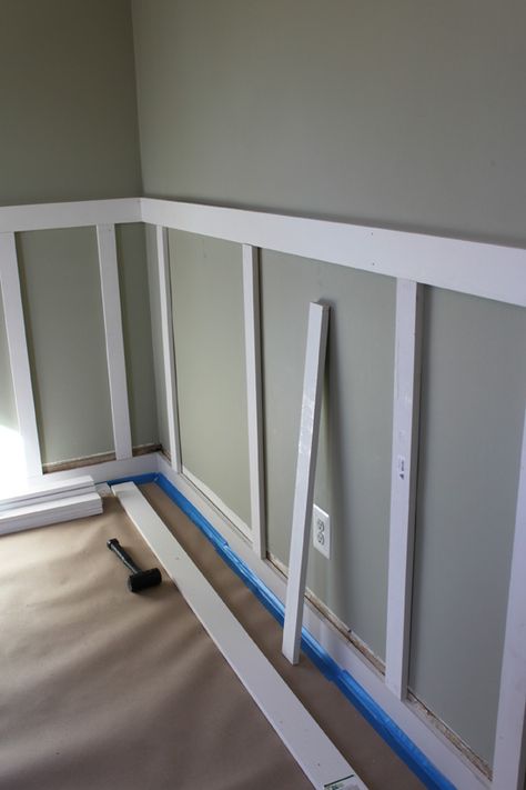 Board And Batten Diy, Waynes Coating, Batten Diy, Wainscoting Ideas, Wainscoting Bedroom, Wainscoting Bathroom, Dining Room Wainscoting, Wainscoting Styles, Diy Wainscoting