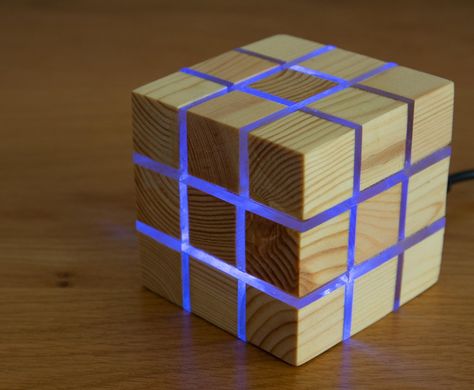 Woodworking Ideas To Sell, Wood Box Design, Puzzle Lights, Wooden Lamps Design, Small Pallet, Light Cube, Wood Lamp Design, Wooden Box Designs, Cube Lamps