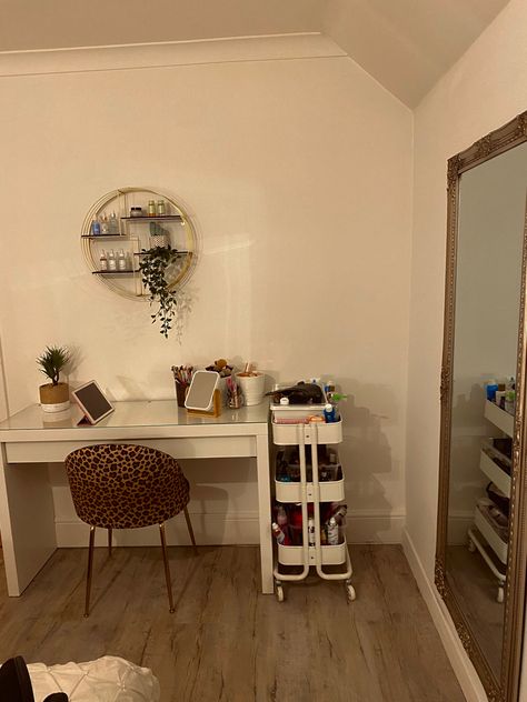 my makeup station Home Makeup Station, Floor Makeup Station, Makeup Station In Bedroom, Bedroom Makeup Station, Dressing Table Aesthetic, Future Bedroom Ideas, Table Aesthetic, Long Mirror, Apartment Needs