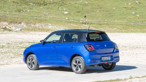 2025 Suzuki Swift Hybrid 4x4 AllGrip - DailyRevs #suzuki #swift #allgrip #suzukiswift #4x4 #awd #hatchback #suzukiitalia Suzuki Swift, Swift