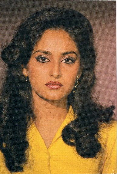 Glamour Clothing, Jaya Prada, Katrina Kaif Photo, Bollywood Pictures, Retro Bollywood, Bollywood Hairstyles, Hindi Actress, Long Dark Hair, Old Is Gold