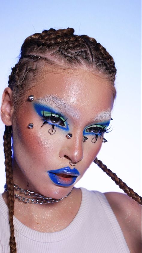 Funky Makeup, Drag Make-up, Punk Makeup, Effects Makeup, Eye Makeup Ideas, Graphic Makeup, Rave Makeup, Everyday Makeup Routine, Unique Makeup