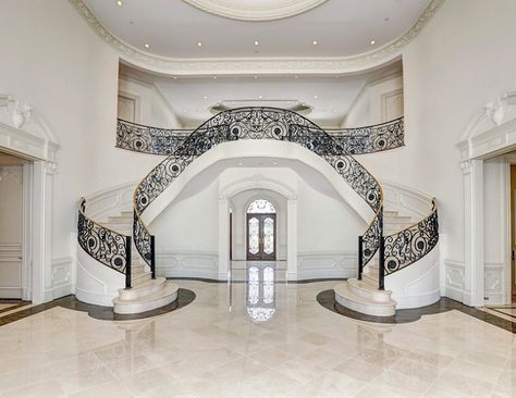 Double Staircase - Wrought Iron Railing and Great Flooring Big Mansions, Double Staircase, Marble Staircase, Grand Homes, Expensive Houses, European Design, Grand Staircase, French House, Big Houses