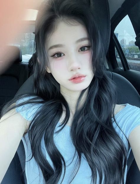 Korean Hair Color Ideas, Galaxy Makeup, Korean Hair Color, Doll Eye Makeup, Ulzzang Makeup, Korean Hair, Ethereal Makeup, Cute Makeup Looks, Asian Eye Makeup