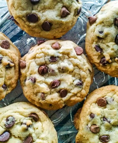 OMG Soft Batch Chocolate Chip Cookies! Pure Nirvana! Soft Batch Chocolate Chip Cookies, Soft Batch, Soft Chocolate Chip Cookies, Chocolate Cookie Recipes, Chewy Chocolate Chip, Chocolate Chip Recipes, Best Chocolate Chip Cookie, Vegetarian Chocolate, Cookies Recipes Chocolate Chip