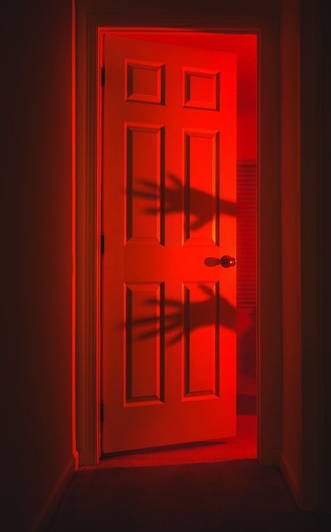 Variation on a Theme Escape Room Design, Horror Room, Horror Photography, Grunge Pictures, Horror Themes, Retro Horror, Film Inspiration, Photo Journal, Cinematic Photography