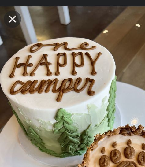 Campfire Smash Cake First Birthdays, Happy Camper Cake Ideas, Happy Camper Smash Cake Diy, One Happy Camper First Birthday Sign, Camping Themed Smash Cake, Smash Cake One Happy Camper, One Happy Camper Pictures, Camp Smash Cake, Camp Theme Birthday Cake