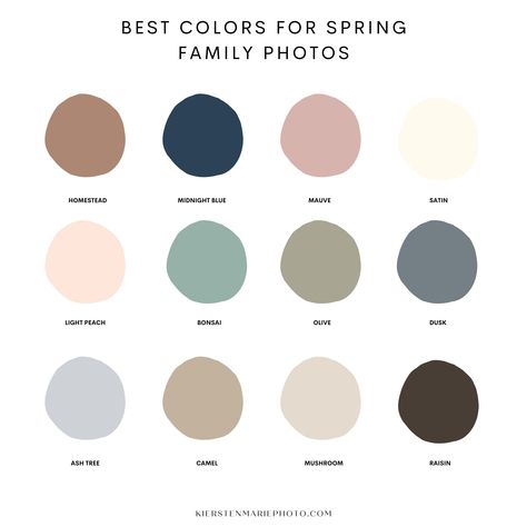 Best colors for spring family photos Picture Color Schemes, Spring Family Photos, Extended Family Pictures, Spring Family Pictures, Family Portrait Outfits, Summer Family Pictures, Family Photo Colors, Big Family Photos, Large Family Photos