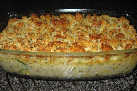 Garlic Milk, Salmon Casserole, Corn Butter, Canned Salmon Recipes, Fish Meal, Canned Salmon, Baked Salmon Recipes, Crumble Recipe, Salmon Dishes