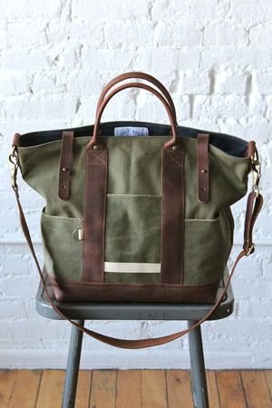 Forestbound Bags, Canvas Weekender Bag, Waxed Canvas Bag, Canvas Leather Bag, Brown Cowhide, Weekend Bag, Jeans Bag, Leather Projects, Fabric Bags