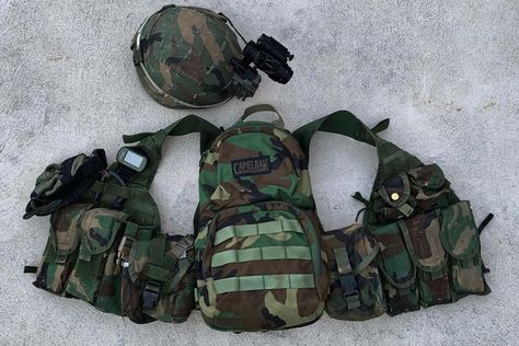 M81 Woodland, Alice Pack, Camo Gear, Battle Belt, Tactical Kit, Black Hawk Down, Tactical Helmet, Military Gear Tactical, Tactical Gear Loadout