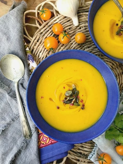 Buttercup Soup Recipe, Baked Buttercup Squash, Buttercup Squash Recipe, Buttercup Squash Soup Recipe, Buttercup Squash Recipes, Roasted Buttercup Squash, Buttercup Squash Soup, Squash Instant Pot, Autumn Squash Soup