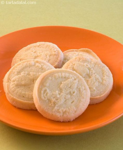 Shrewsbury Biscuits recipe | Indian Vegetarian Recipes | by Tarla Dalal | Tarladalal.com | #2527 Shrewsbury Biscuits, Indian Cookies, Indian Vegetarian Recipes, Tiffin Recipe, Tea Snacks, Recipe Indian, Biscuits Recipe, British Baking, Dry Snacks