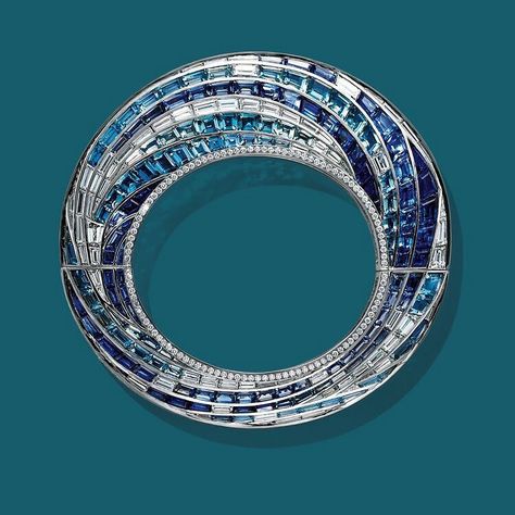 A beautiful #diamond and multicolored #gem bangle, by @tiffanyandco Vintage Jewelry Diy, Wave Bracelet, Jewelry Staples, Tiffany Jewelry, Blue Jewelry, High Jewelry, Antique Rings, Vintage Jewellery, Tiffany & Co.