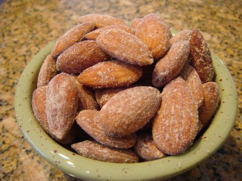 These taste like the real smokehouse almonds you buy in the store for a huge price. I made these last Christmas for a bazaar and just found the recipe again. They are good even in the middle of summer. I have also used a combination of mixed nuts and they are still good. Smoked Almonds Recipe, Flavored Almonds Recipe, Smoked Almonds, Almonds Recipe, Recipes Snacks, Roasted Nuts, Smoked Food Recipes, Mixed Nuts, Last Christmas