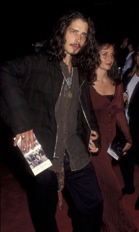 Singles 1992, Susan Silver, Chris Cornell, Statistics, Tumblr, Sports, Silver