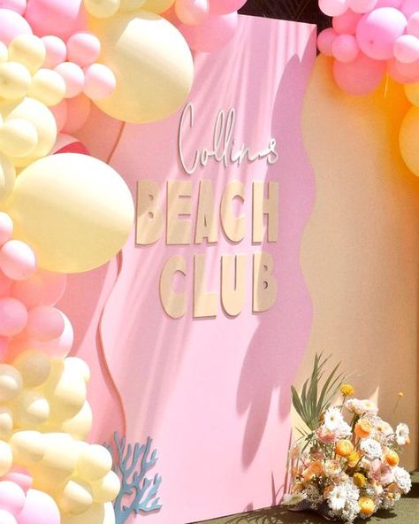 Beach Club Birthday Theme, Beach Club Birthday Party, Beach Club Party Theme, 1st Birthday Summer, Cabana Party, Kids Beach Party, Palm Springs Party, Beach Club Party, Trendy Party Decor