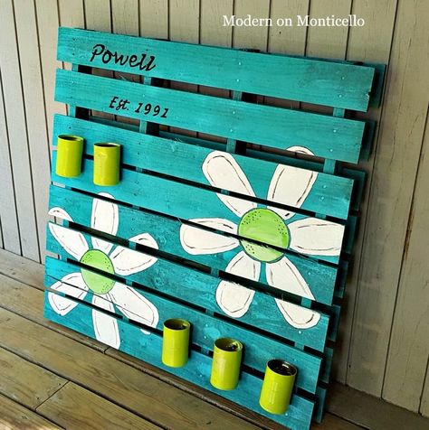 Diy Pallet Decoration, Pallet Decoration Ideas, Pallet Projects Signs, Pallet Signs Diy, Bar Outdoor, Pallet Creations, Pallet Decor, Pallet Garden, Pallets Garden