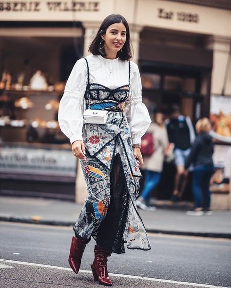 Fall Slip Dress, Dress Outfits Fall, Slip Dress Street Style, Puffy Blouse, Slip Dress Outfit, Dress And Cardigan, Blue Jean Dress, Victorian Blouse, Dress For Fall