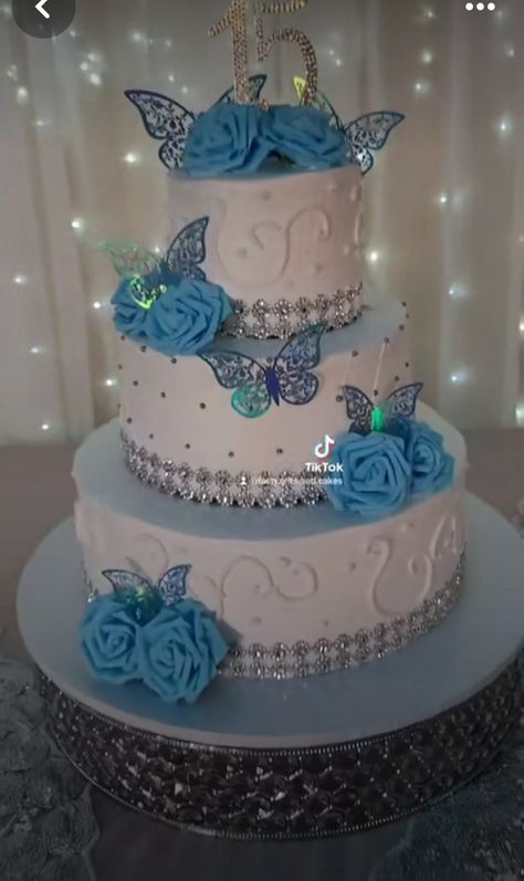 15 Cakes Quinceanera, Cakes Quinceanera, Quince Cakes, Blue Sweet 16, Quince Cake, Blue Birthday Cakes, 6th Birthday Cakes, Fondant Cake Designs, Blue Birthday Parties