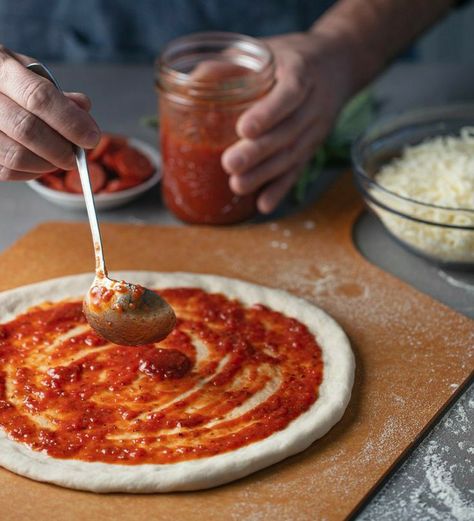 Pizza Styling, Pizza Photography Food Styling, Pizza Shoot, Pizza Photoshoot, Pizza Preparation, Pizza Photography, Tomato Pizza Sauce, Ingredients Photography, Pizza Photo