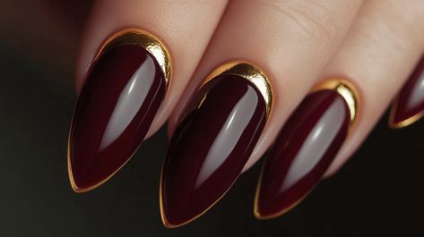 Burgundy And Gold Centerpieces Diy, Burgundy Nails With Gold Design, Maroon Gold Nails, Maroon Nails With Gold, Burgundy And Gold Nail Designs, Nails With Gold Tips, Maroon And Gold Nails, Gold Centerpieces Diy, Burgundy Nails With Gold