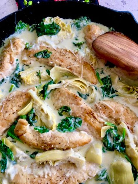 Lemon Chicken with Spinach and Artichokes is a simple skillet meal with chicken tenders, fresh spinach and artichokes in a creamy lemon sauce. Lemon Chicken With Spinach, Creamy Tuscan Chicken Recipe, Healthy Skillet Meals, Chicken With Spinach, Artichoke Chicken, Chicken And Spinach, Fresh Spinach, Mary Berry, Lemon Sauce