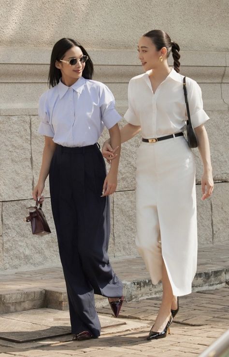 Pta Outfit Ideas, Old Money Lesbian Style, Rich Asian Outfit, Corporate Outfits For Women Classy, Old Money Style Women Classy, Korean Business Fashion, Smart Casual Women Summer, Classy Work Attire, Smart Casual Women